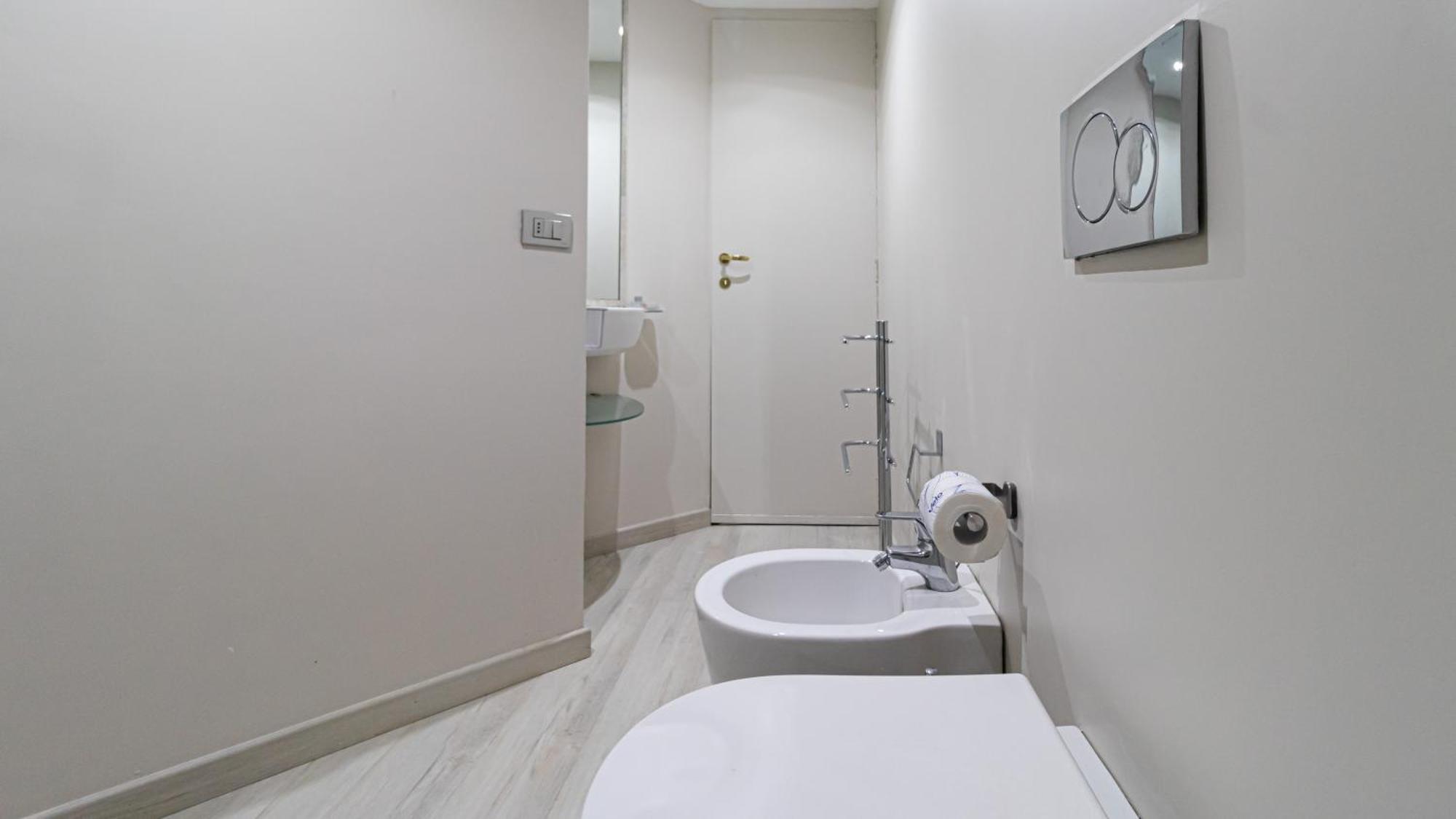 Italianway-Gian Galeazzo Apartment Milan Luaran gambar