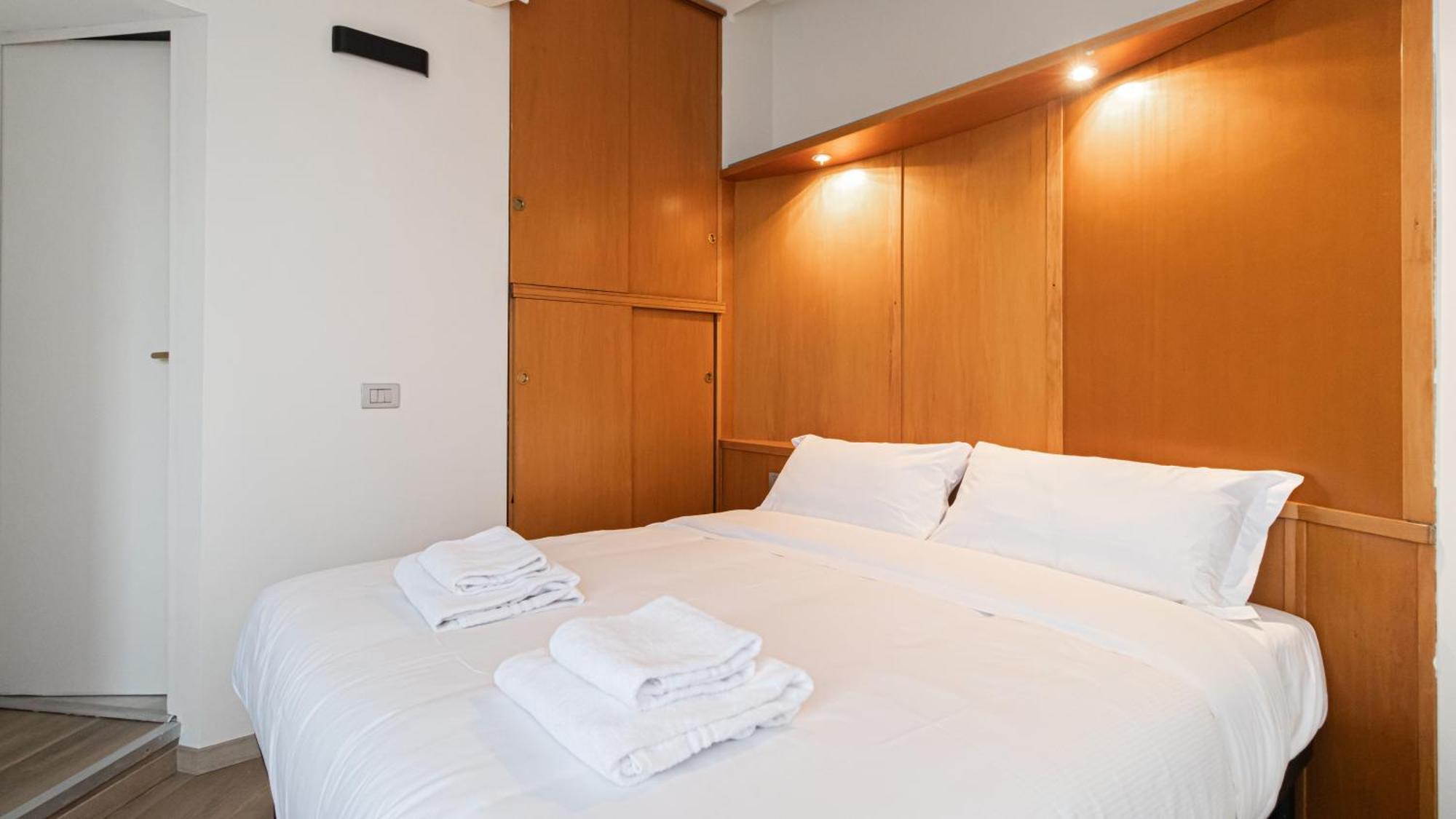 Italianway-Gian Galeazzo Apartment Milan Luaran gambar